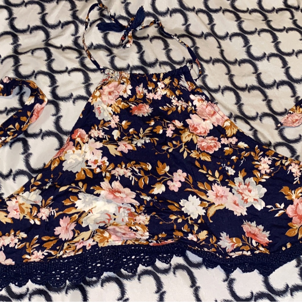 Women’s American Eagle Crop Top